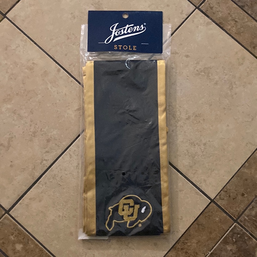 University of Colorado stole